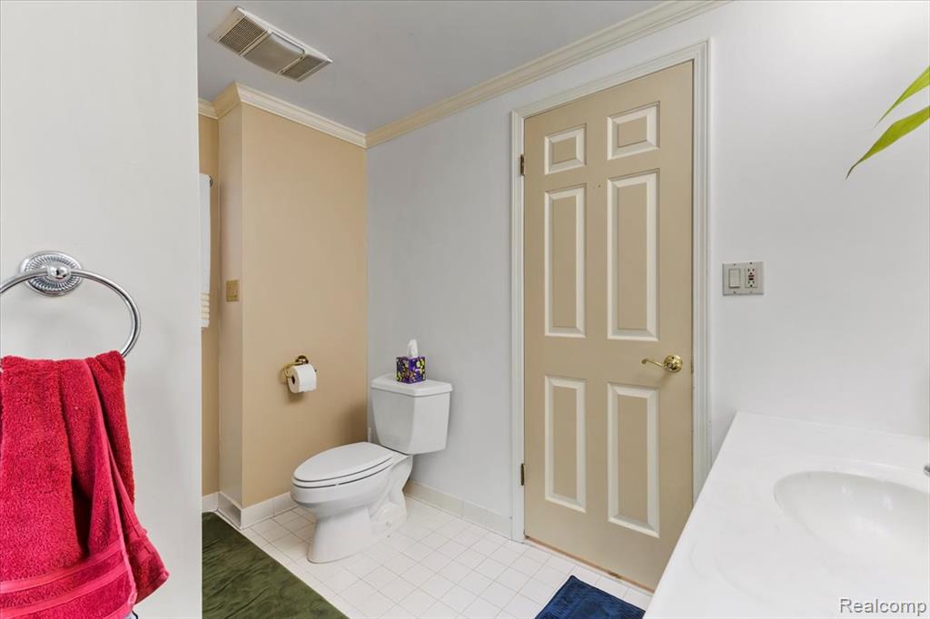 4824 Quarton Road, Bloomfield Hills, MI 48302 — Photo 26