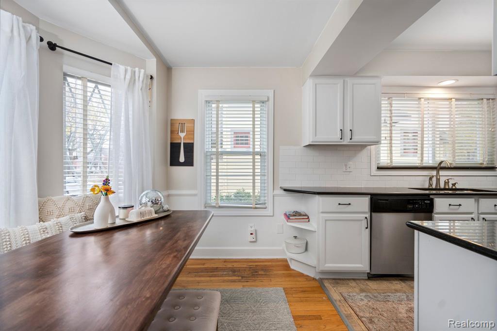 820 CHEROKEE Avenue, Royal Oak, MI 48067 — Photo 8