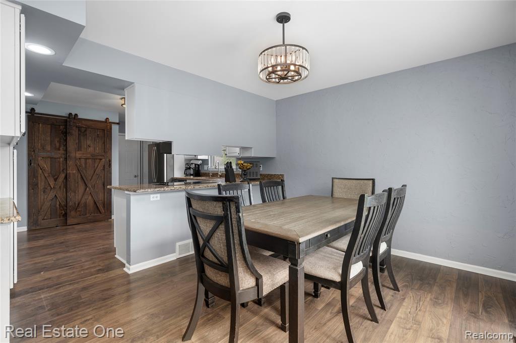 16222 Pine Lake Forest Court, Linden, MI 48451 — Photo 18