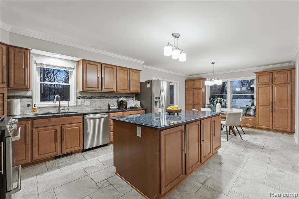 8301 Hyne Road, Brighton, MI 48114 — Photo 22