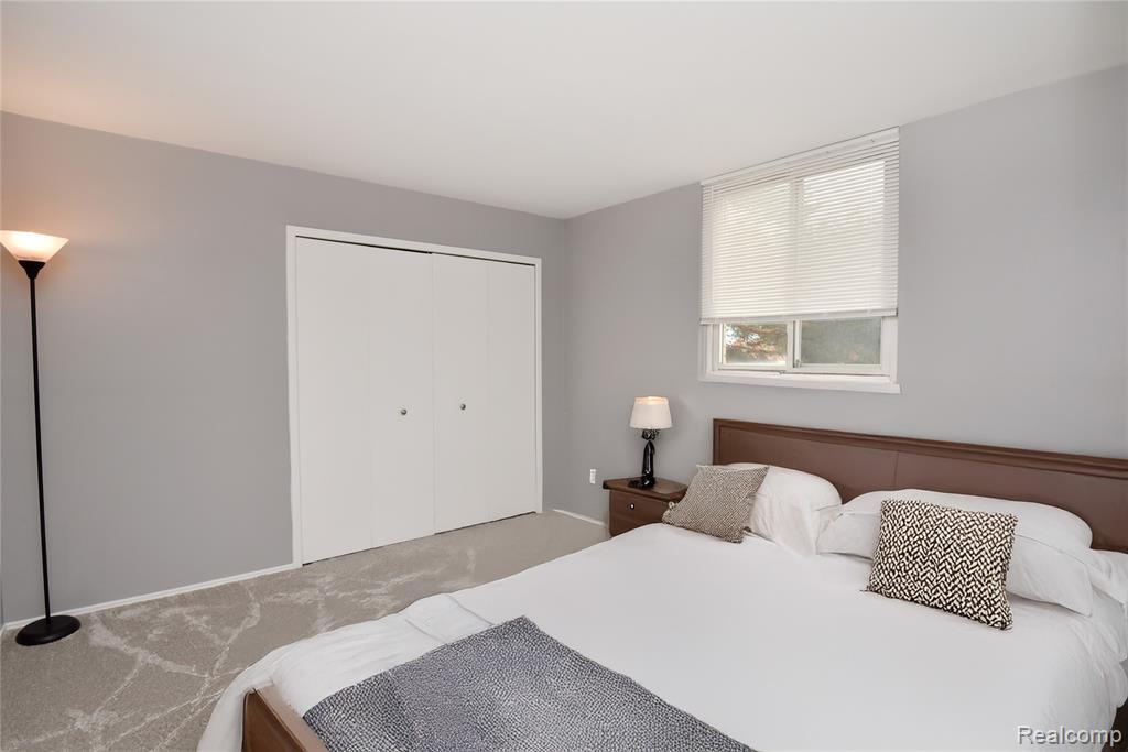 4909 Crooks Road, C7, Royal Oak, MI 48073 — Photo 18