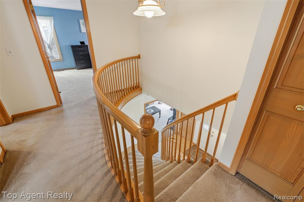 52825 Seven Oaks Drive, Utica, MI 48316 — Photo 21