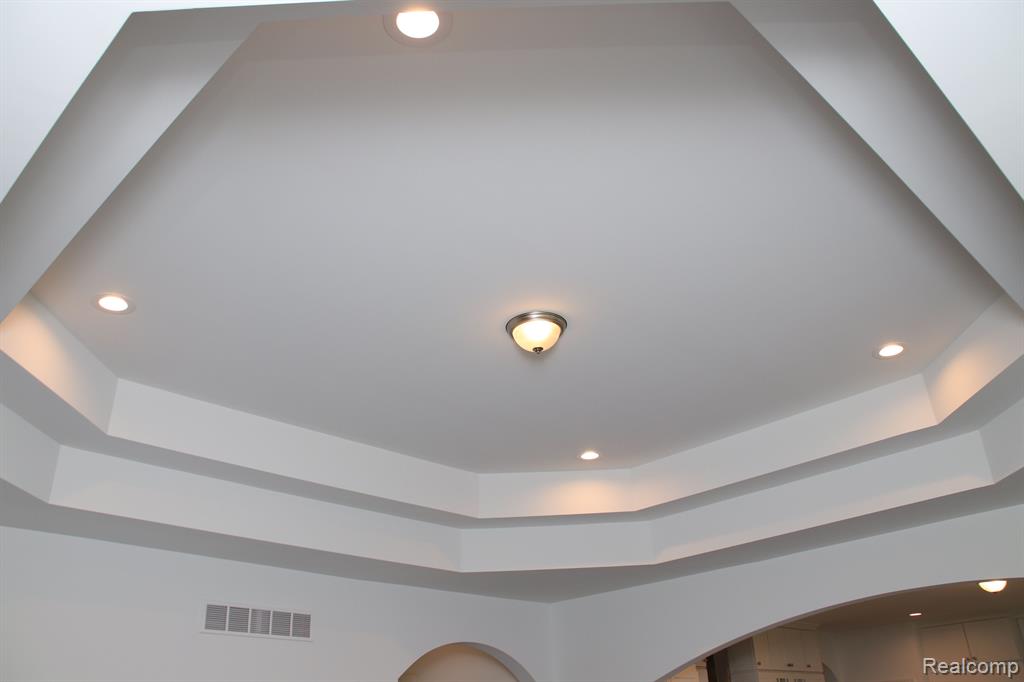 7296 Evergreen Trail, Almont, MI, 48003