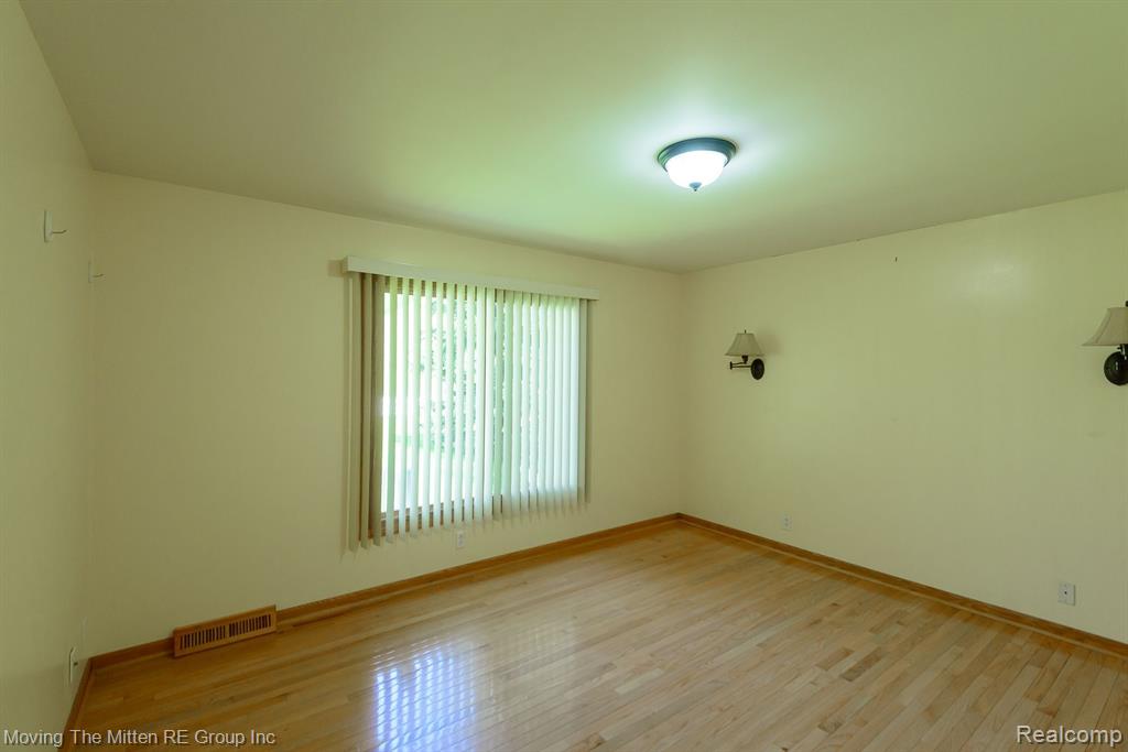 49335 WEAR Road, Belleville, MI 48111 — Photo 24