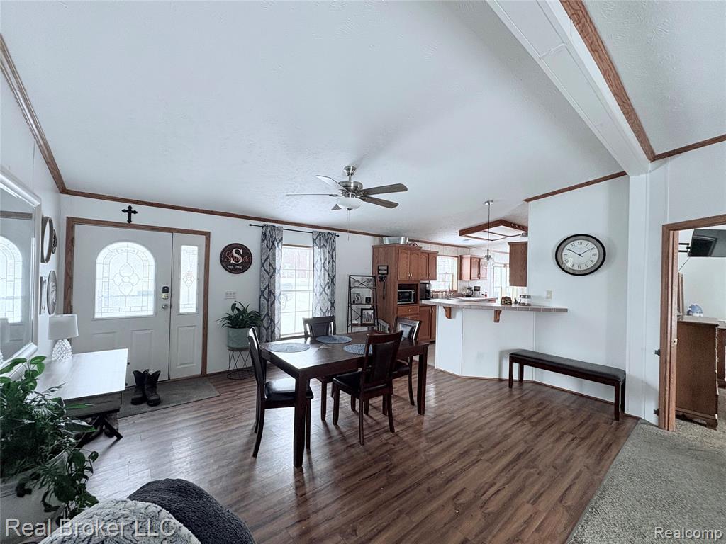 6054 Lapeer Road, Burton, MI 48509 — Photo 6