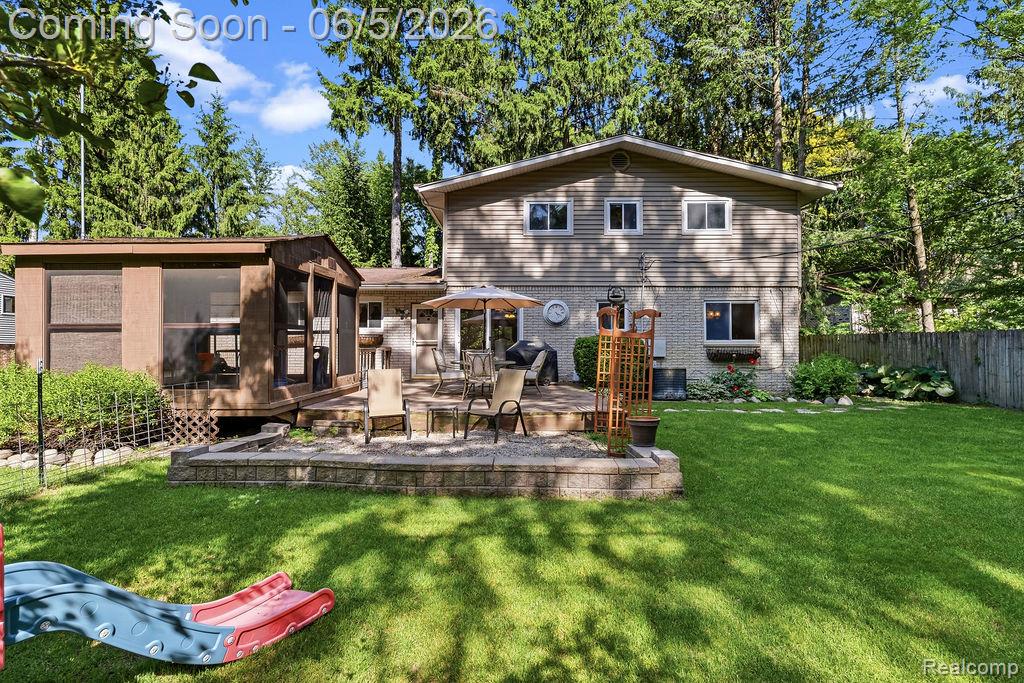 7955 Caberfae Trail, Clawson, MI 48348 — Photo 32