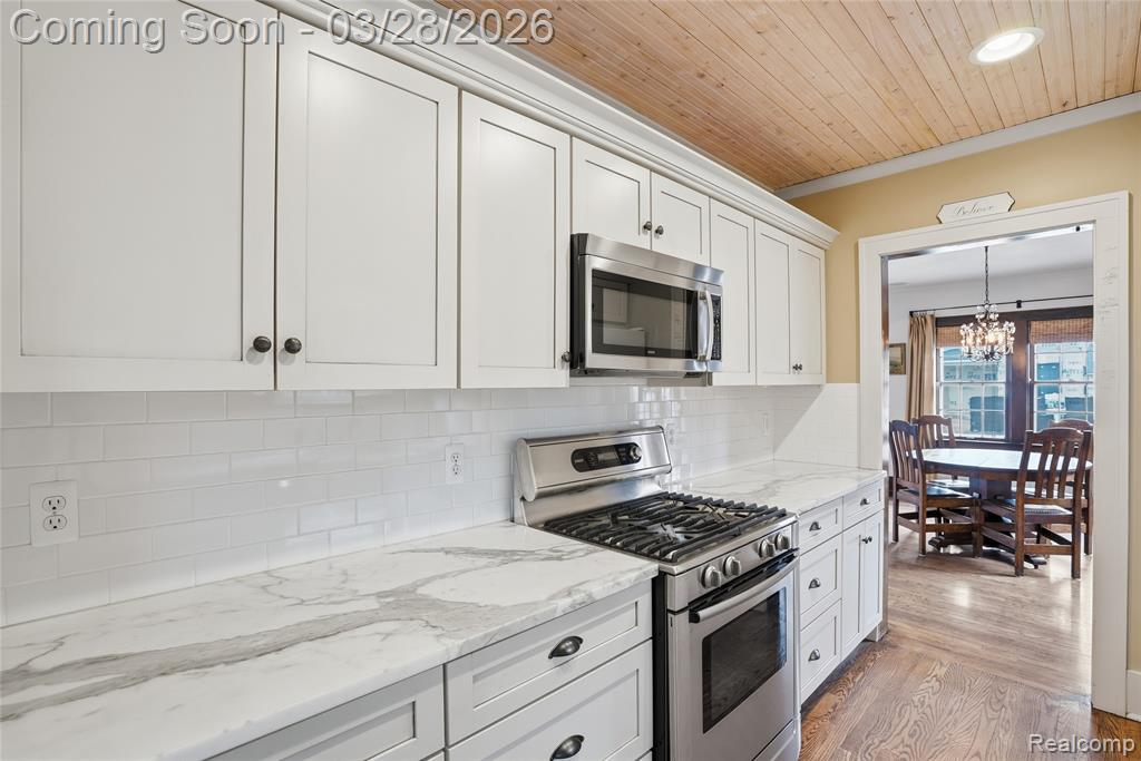 339 Wesley Street, Rochester, MI 48307 — Photo 17