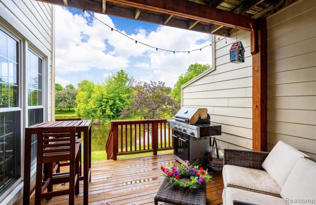 39575 VILLAGE RUN Drive, Northville, MI 48168 — Photo 5