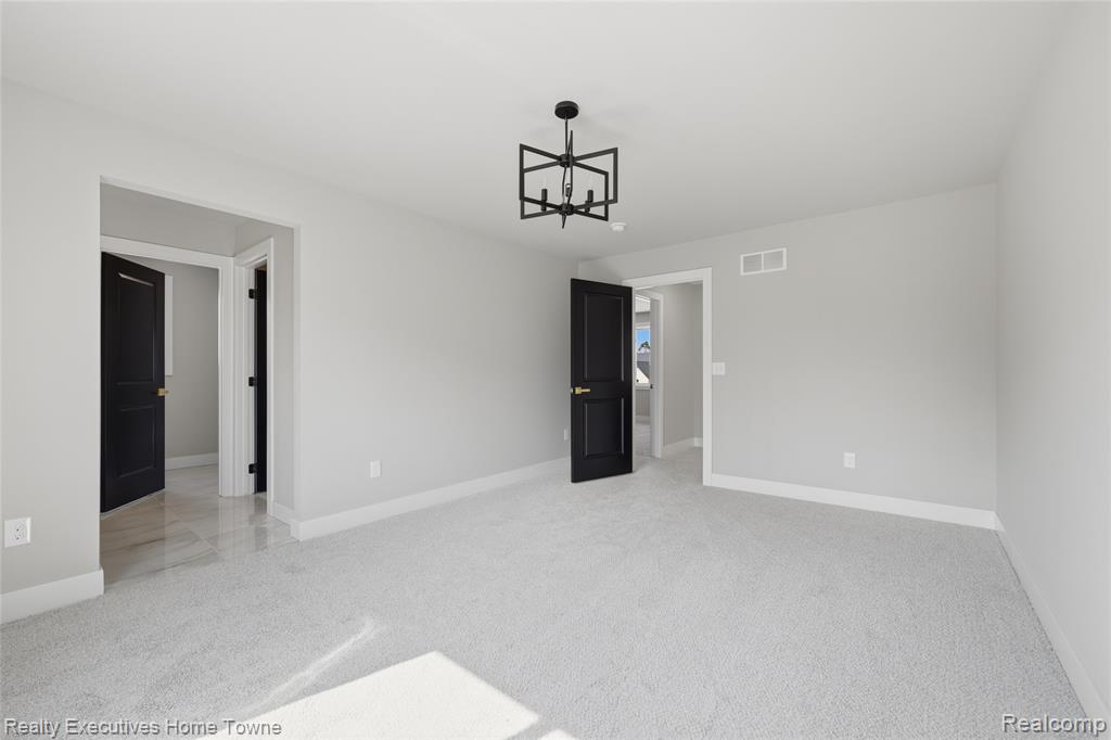12020 Encore Court, Shelby Twp, MI 48315 — Photo 33