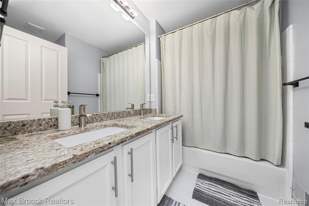 47078 Bing Drive, Canton, MI 48187 — Photo 49