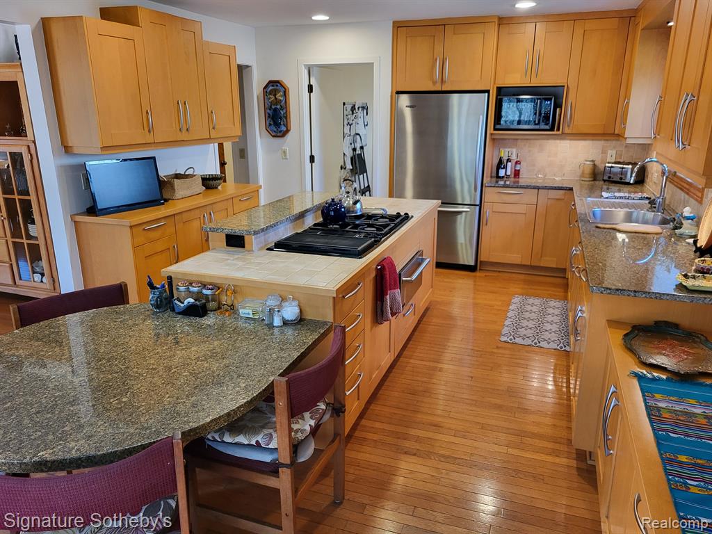 6358 TIMBERWOOD S, West Bloomfield, MI — Photo 30