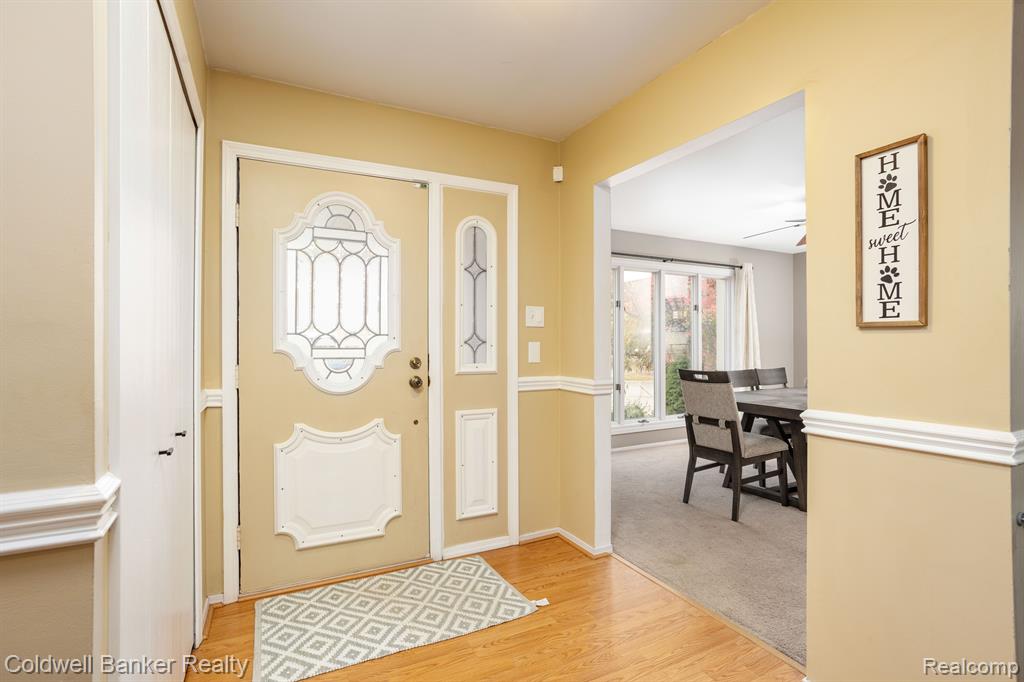 1068 KINGS, Canton, MI 48188 — Photo 6