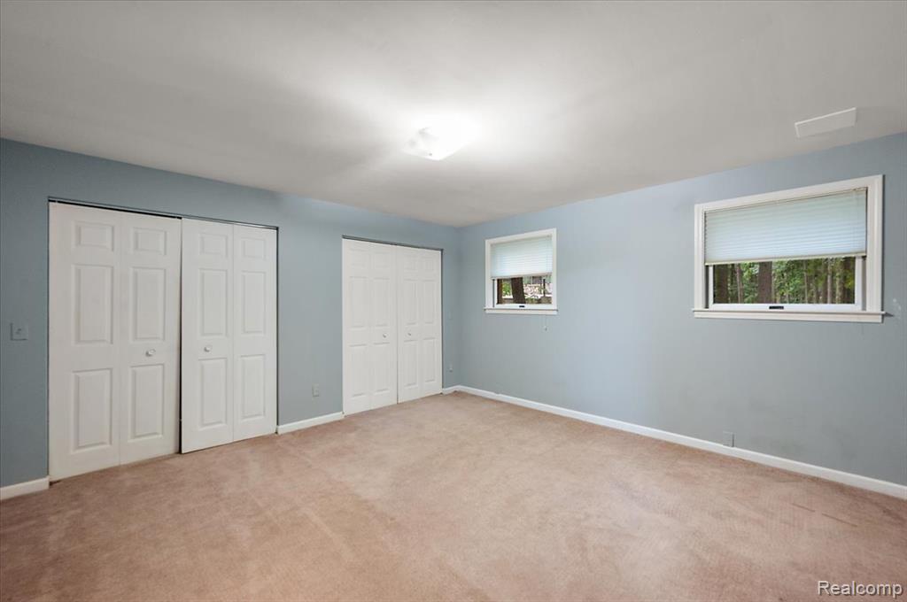 670 Rolling Acres Drive, Ortonville, MI 48462 — Photo 47