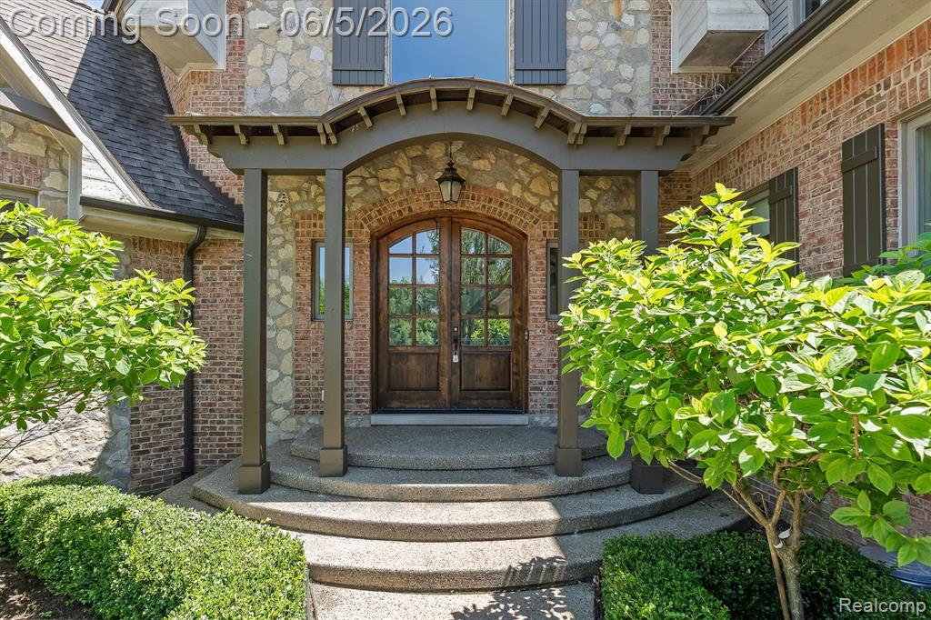 28195 Elba Drive, Grosse Ile, MI 48138 — Photo 2