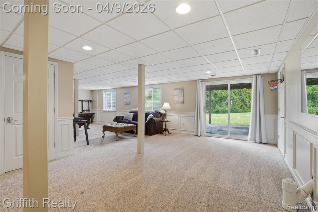 938 Meadowbrook Court, Milford, MI 48381 — Photo 41