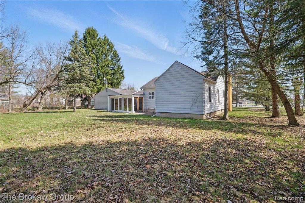 4426 MORRISH Road, Swartz Creek, MI 48473 — Photo 5