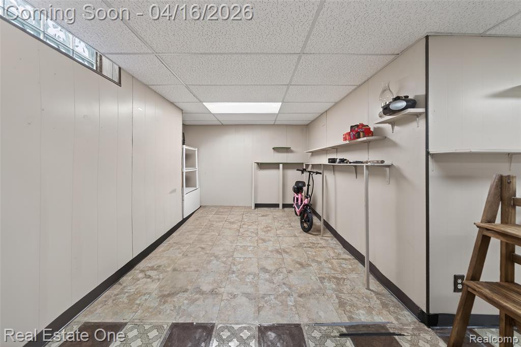 486 W Iroquois Road, Pontiac, MI 48341 — Photo 36