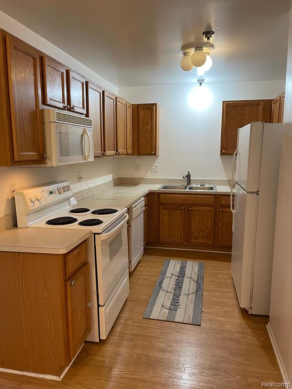 23318 GRAYSON Drive, Southfield, MI 48075 — Photo 4