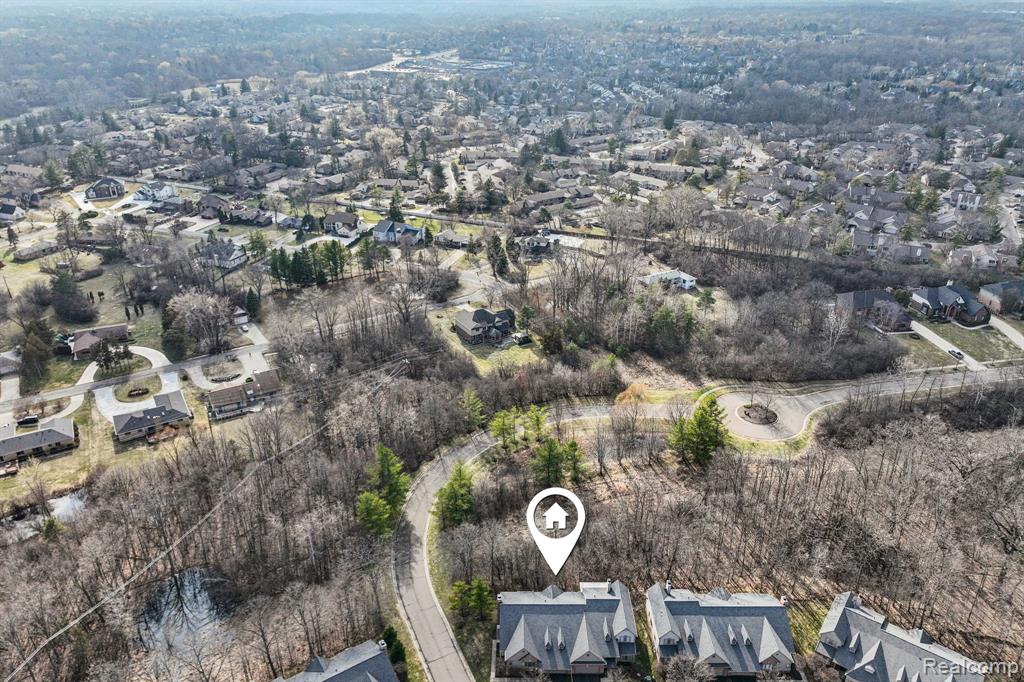 7366 Crackling Creek Circle, 1, West Bloomfield, MI — Photo 43