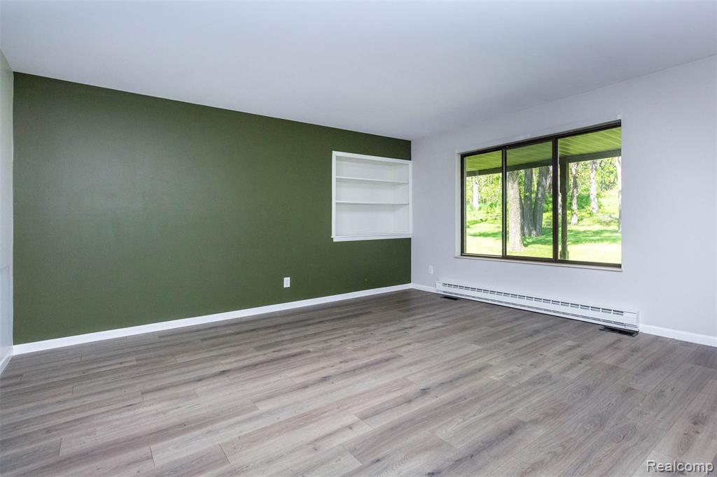 2875 Auten Road, Ortonville, MI 48462 — Photo 8