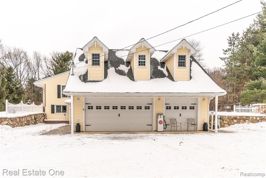 10120 Hyne Road, Brighton, MI 48114 — Photo 10