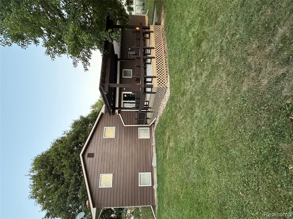 6050 Coventry Drive, Swartz Creek, MI 48473 — Photo 3