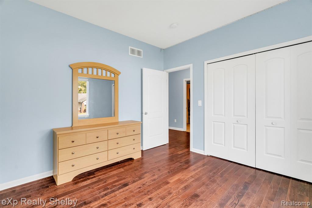 24986 Murray Street, Harrison Township, MI — Photo 34