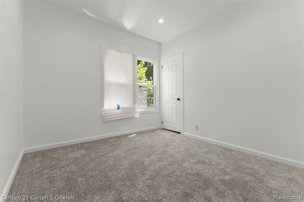 14861 Saint Marys Street, Detroit, MI 48227 — Photo 17