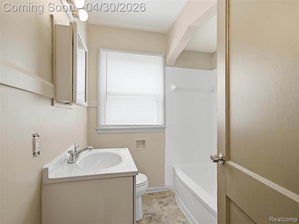 196 Luther Avenue, Pontiac, MI 48341 — Photo 10