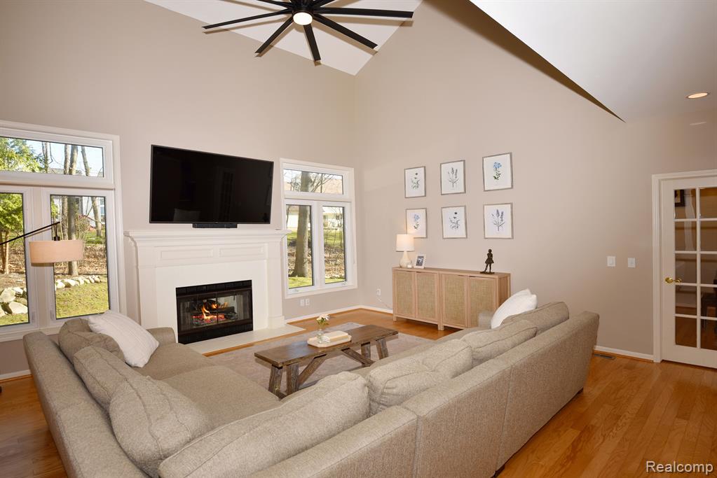 8284 BROOKSTONE Lane, Clarkston, MI 48348 — Photo 6