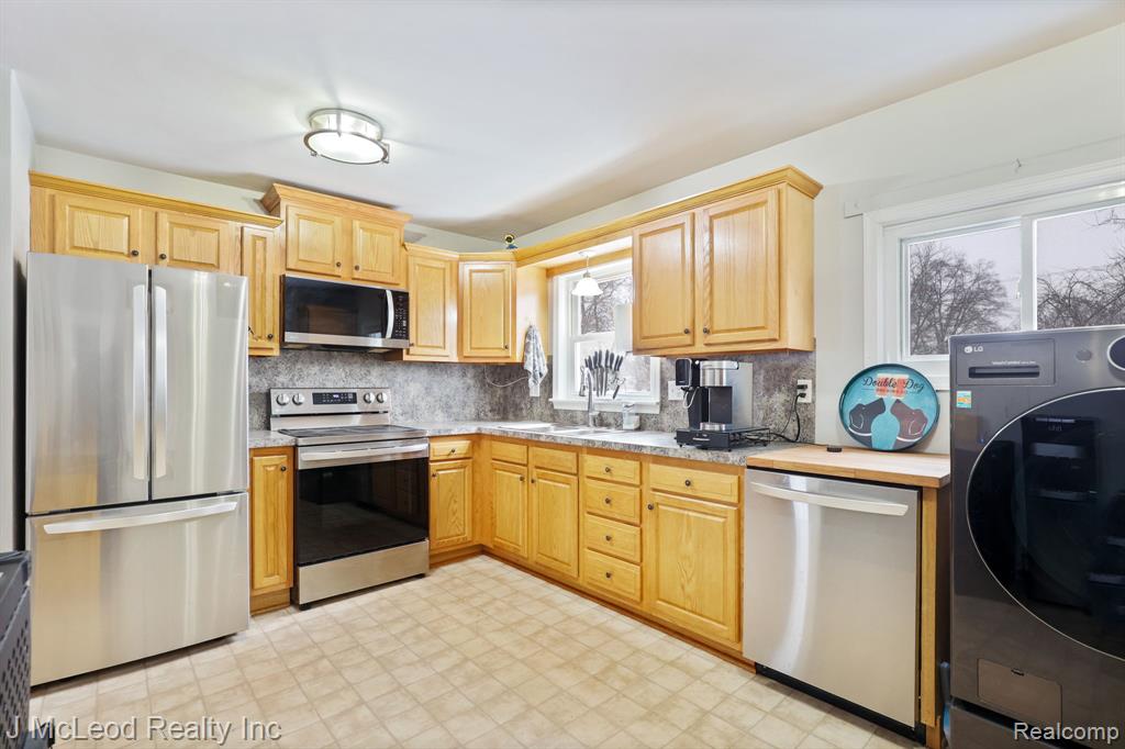 4956 Center Street, Millington, MI 48746 — Photo 12