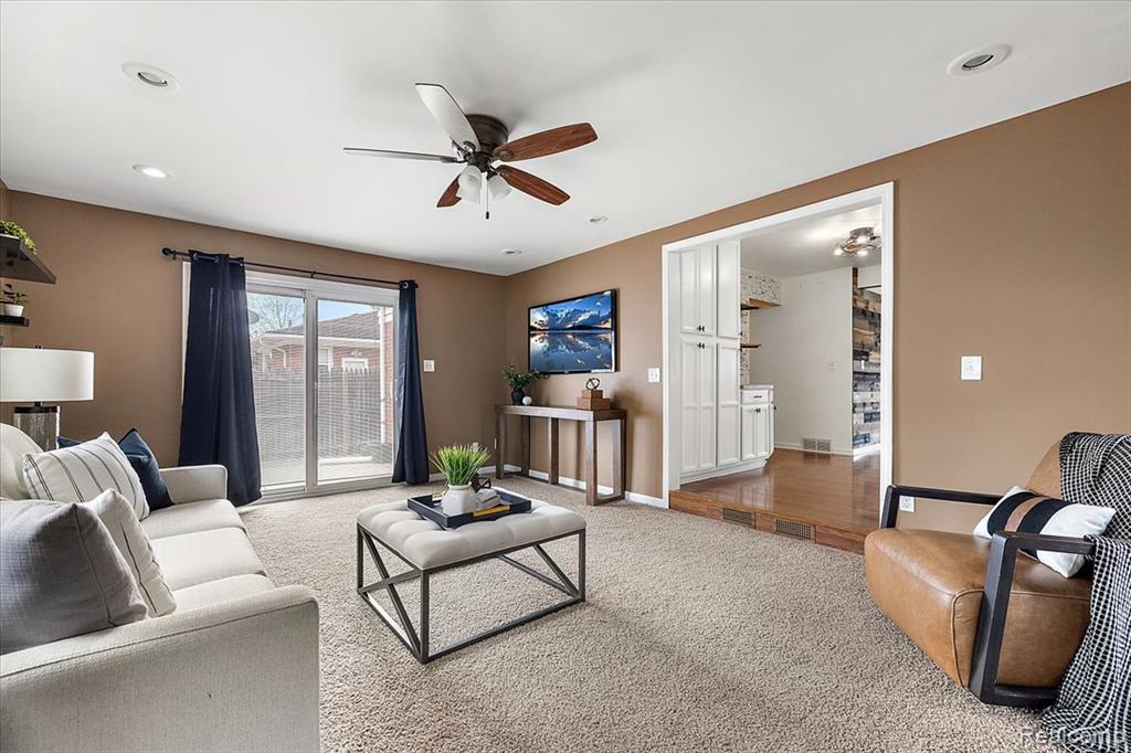 9364 Colorado Street, Livonia, MI 48150 — Photo 27