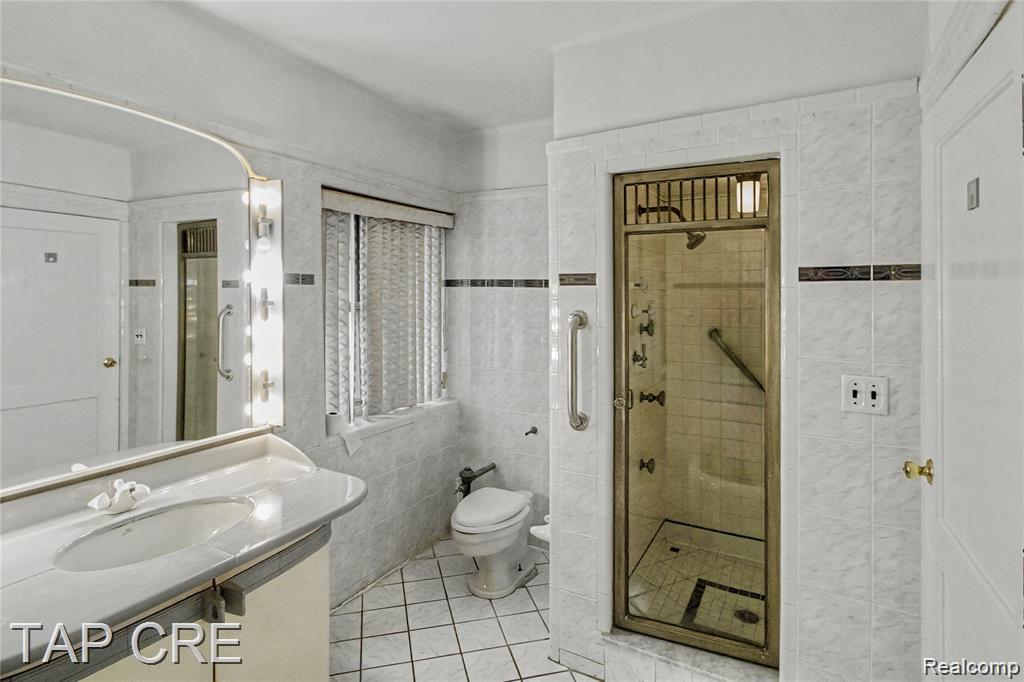 244 Arden Park Boulevard Boulevard, Detroit, MI 48202 — Photo 21