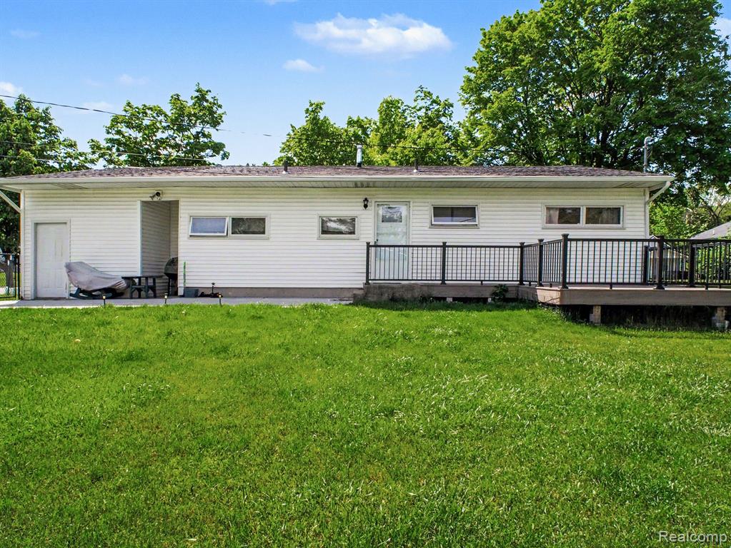 425 Rockingham Avenue, Alma, MI 48801 — Photo 16