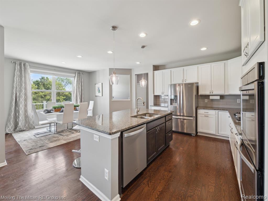 50201 Eisenhower Drive, Canton, MI 48188 — Photo 13