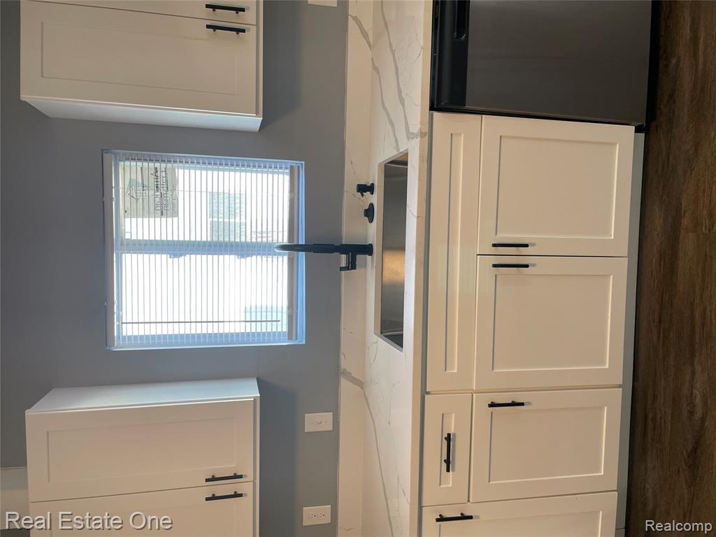18475 Hazelwood Street, Roseville, MI 48066 — Photo 10