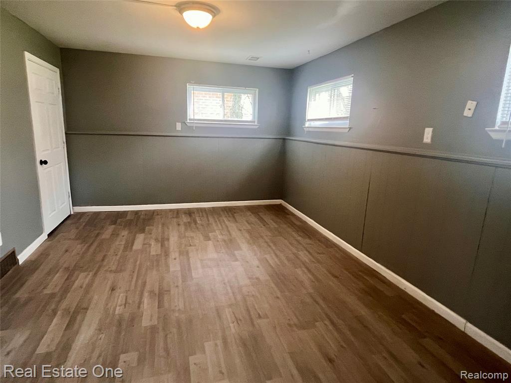 8650 Cedar Court, Ypsilanti, MI 48198 — Photo 13