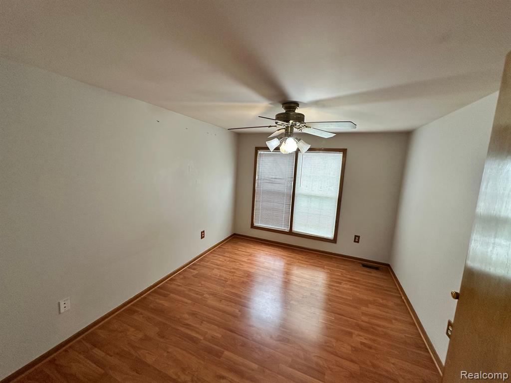 577 LEXINGTON Drive, Rochester Hills, MI 48307 — Photo 25