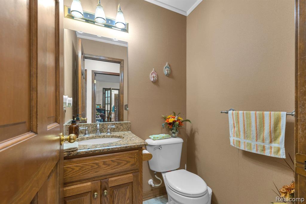 43746 Via Antonio Drive, Sterling Heights, MI 48314 — Photo 16