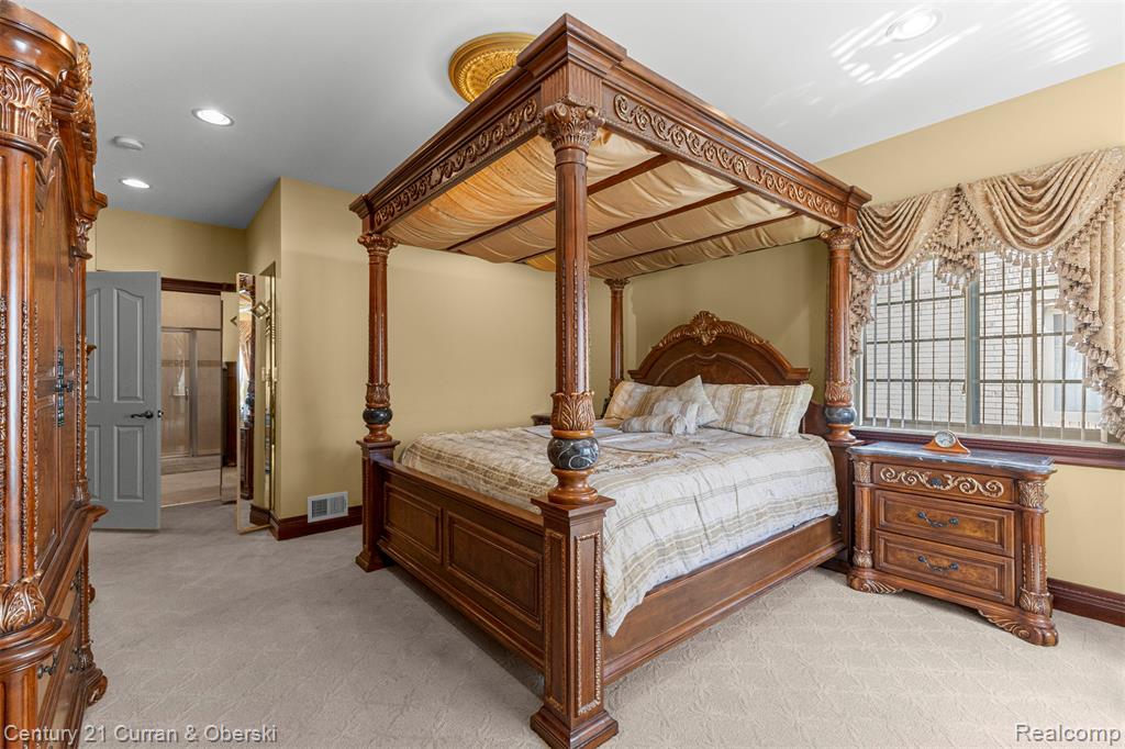 6318 Whitefield Street, Dearborn Heights, MI 48127 — Photo 22