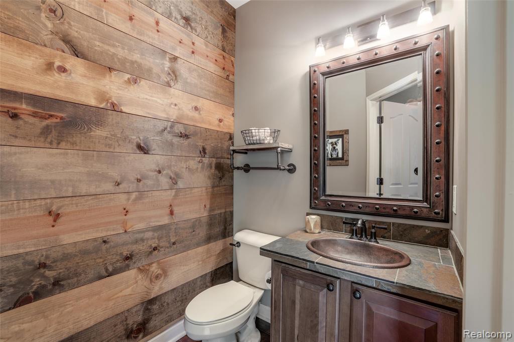 17590 White Pine Court, Northville, MI 48168 — Photo 26