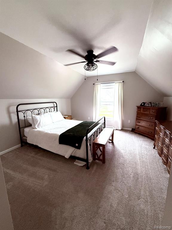 423 PLUM Street, Wyandotte, MI 48192 — Photo 2
