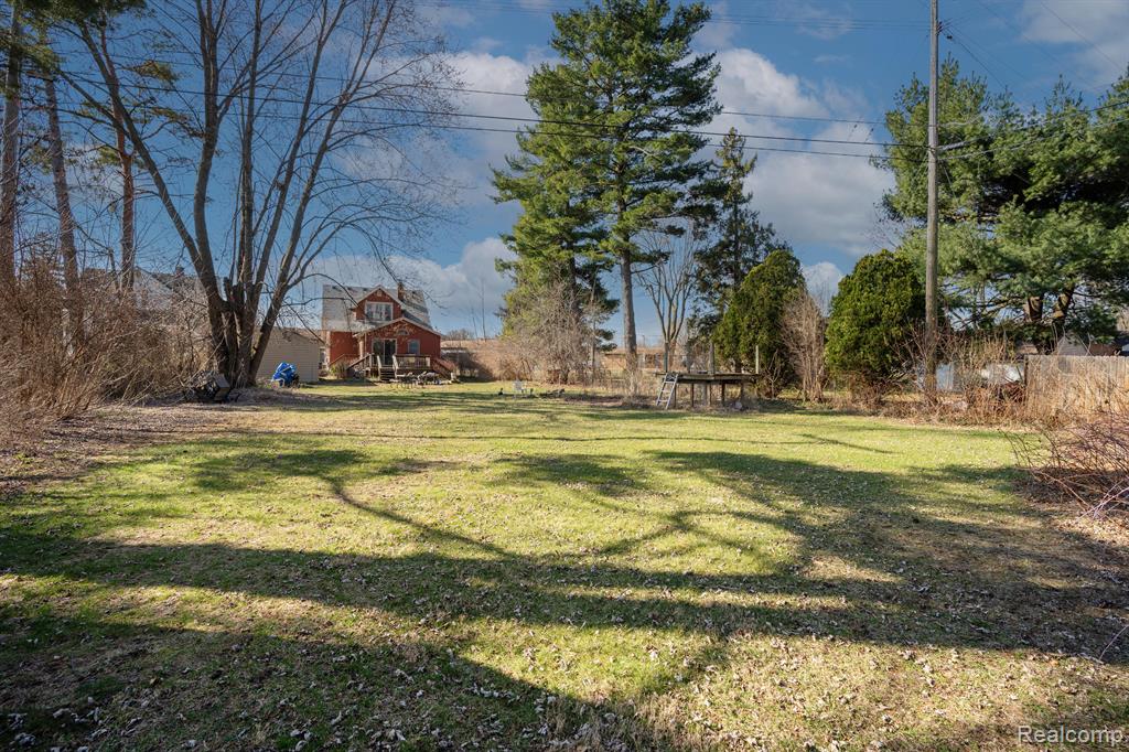 8675 Canal Road, Sterling Heights, MI 48314 — Photo 34