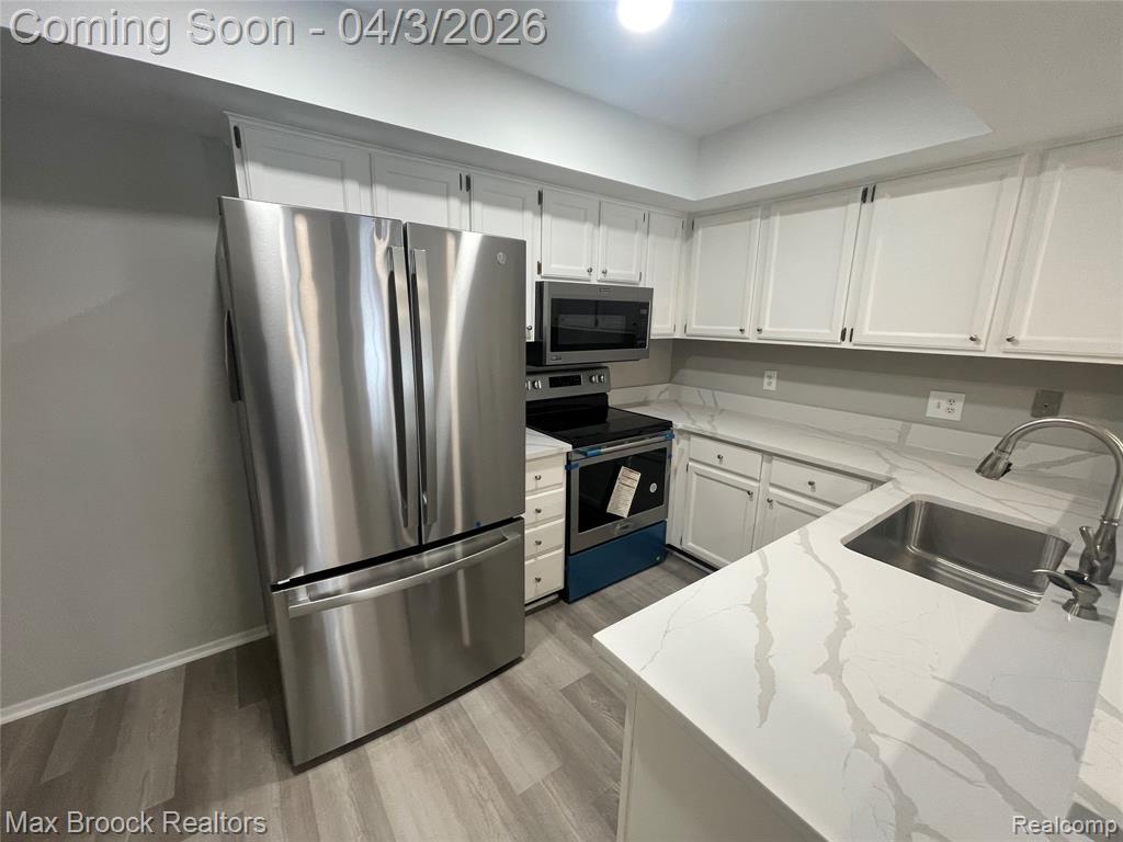 6600 Bellows Court, West Bloomfield, MI — Photo 8