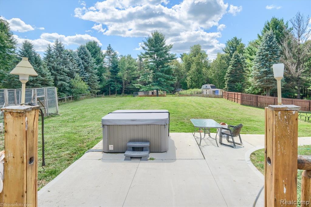 6570 Hunters Creek Road, Imlay City, MI 48444 — Photo 5