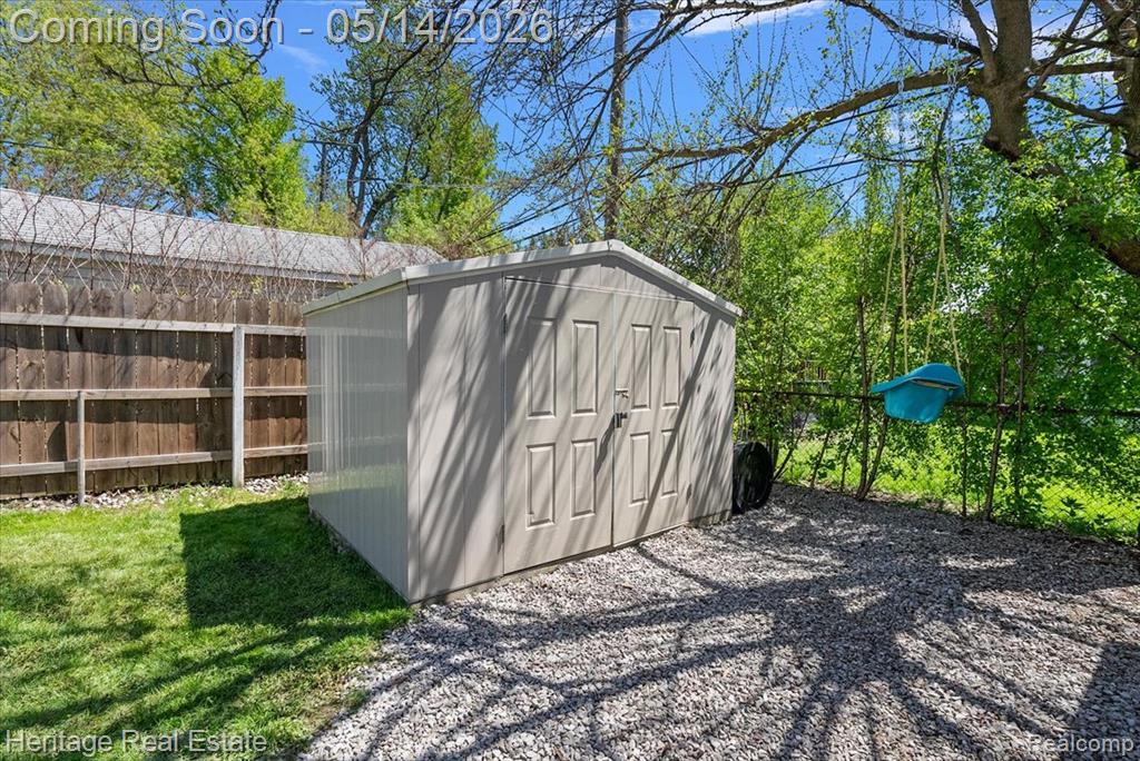 1349 West Boulevard, Berkley, MI 48072 — Photo 27