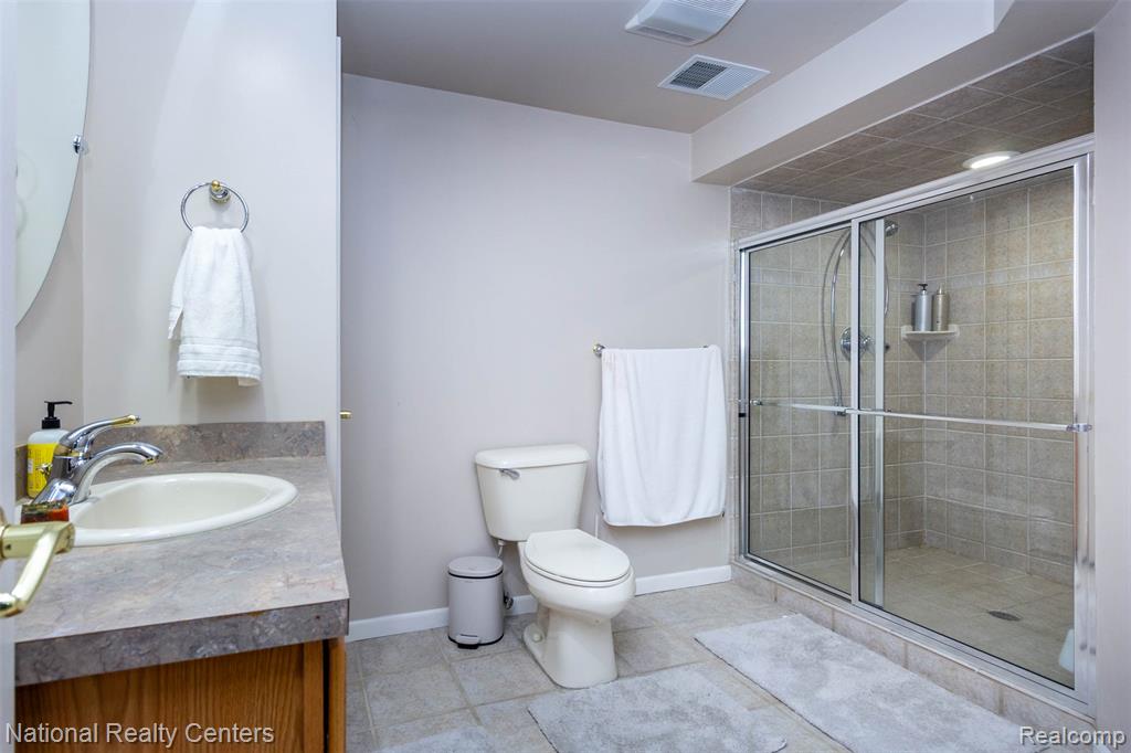 46694 Crosswick, Canton, MI 48187 — Photo 48