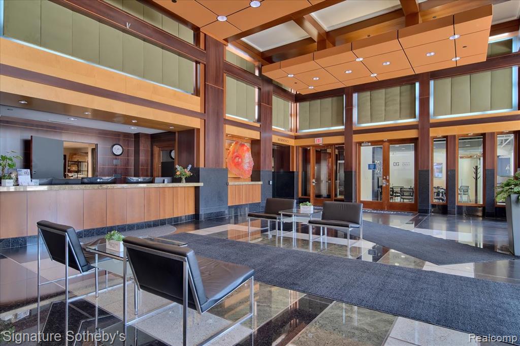 411 S Old Woodward Avenue, 907, Birmingham, MI 48009 — Photo 2