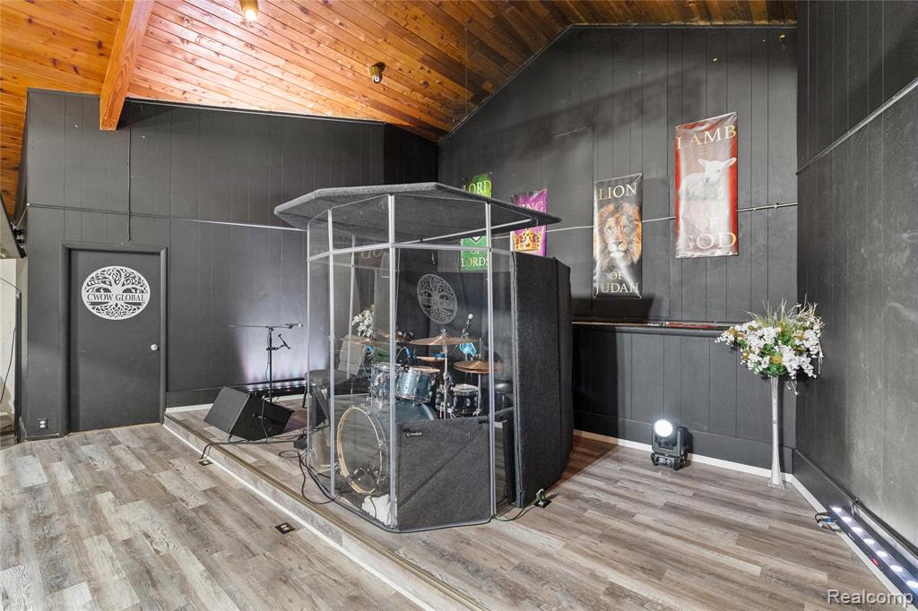 6202 Dupont Street, Flint, MI 48505 — Photo 17