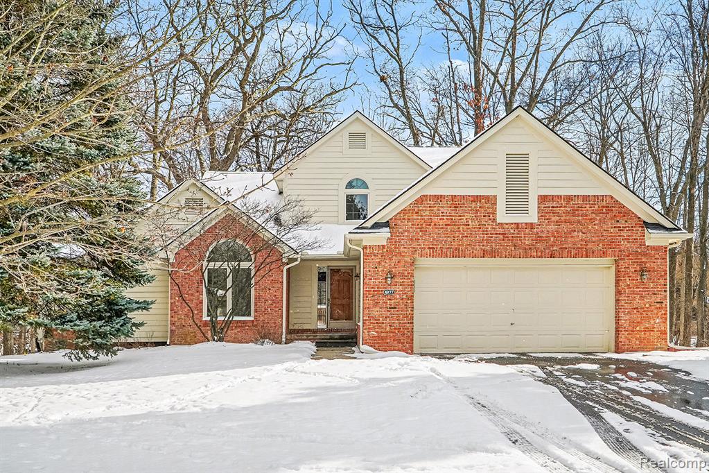 4977 Briarwood Circle, West Bloomfield, MI 48323 — Photo 32